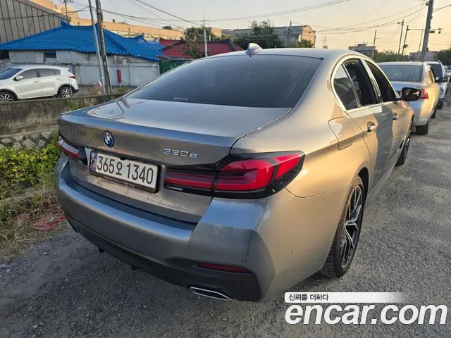 BMW 5 Series G30 — Фото автомобиля 3