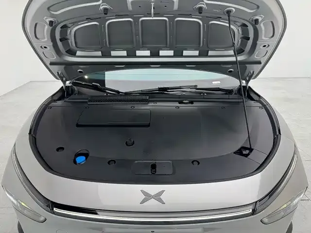Xpeng P7+ — Фото автомобиля 7
