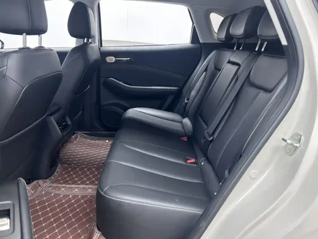 Baojun Baojun Yunhai 2024 500km Pure Electric — Фото автомобиля 12