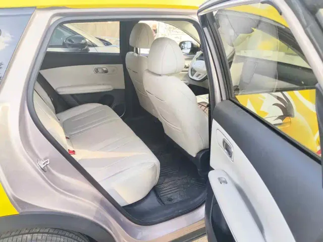 Changan Qiyuan Q05 — Фото автомобиля 11