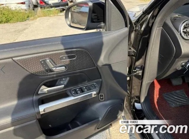 Mercedes-Benz GLB-Class X247 — Фото автомобиля 13
