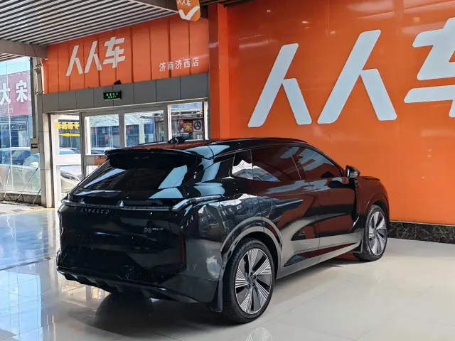 Lynk & Co 08 EM-P — Фото автомобиля 4