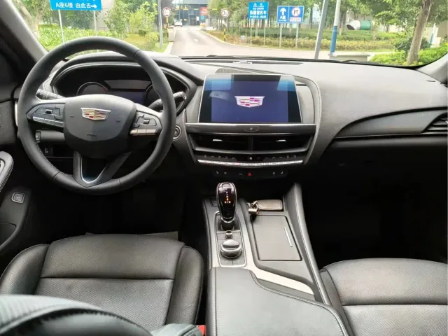 Cadillac CT5 — Фото автомобиля 8