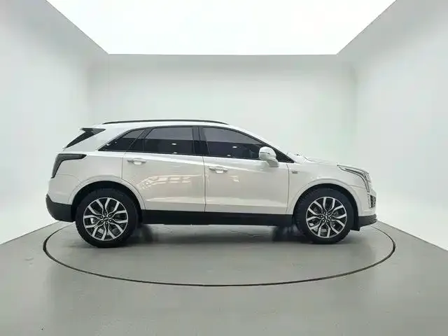 Cadillac XT5 — Фото автомобиля 8