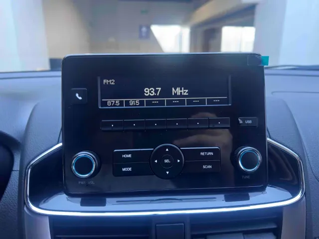 Toyota YARiS L Zhi Xuan 2022 1.5L CVT Leading PLUS Edition — Фото автомобиля 14