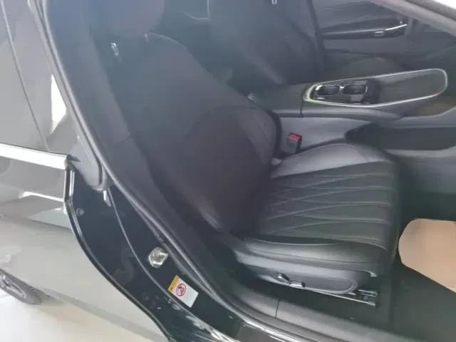 Changan Qiyuan A07 — Фото автомобиля 24