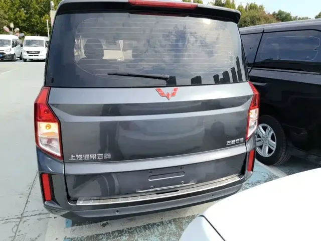 Wuling Zhengcheng — Фото автомобиля 5