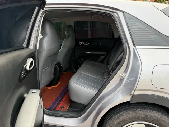 Geely Starry Wish — Фото автомобиля 9