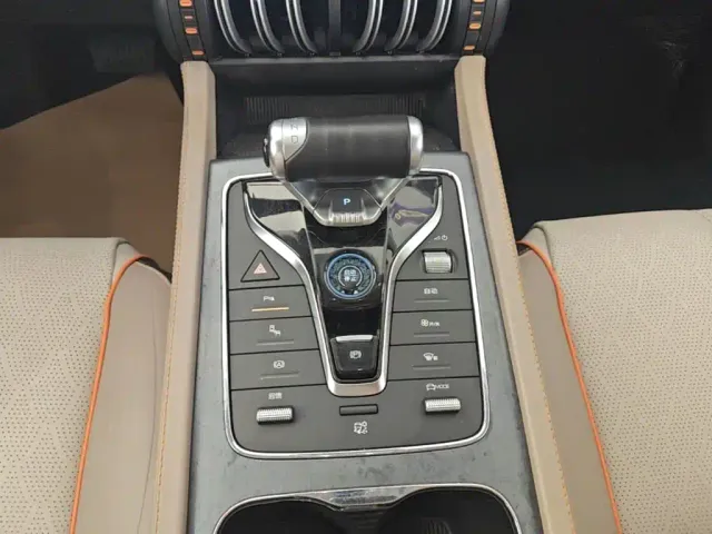 BYD Yuan PLUS — Фото автомобиля 13