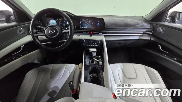 Hyundai Avante — Фото автомобиля 10