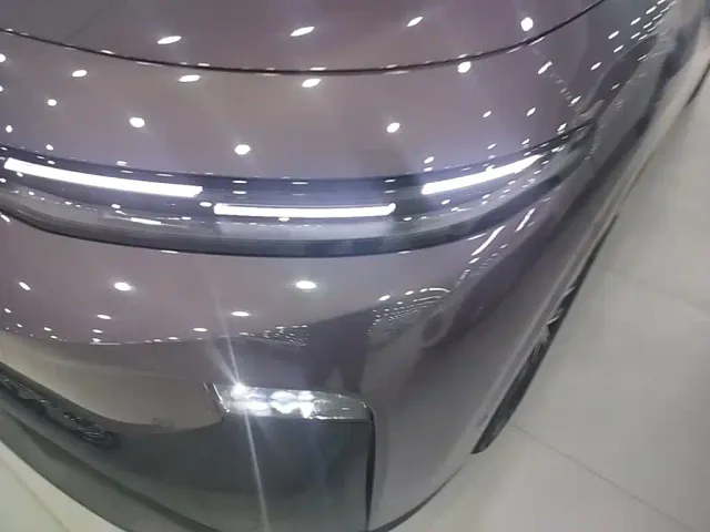 Leapmotor B10 — Фото автомобиля 23