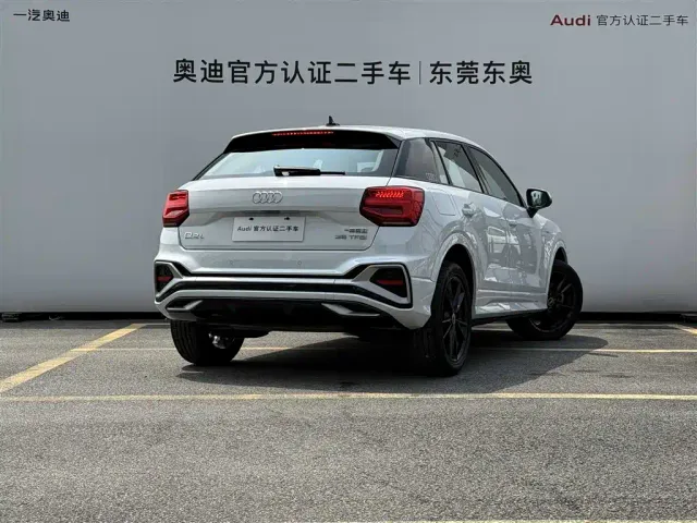 Audi Q2L — Фото автомобиля 4