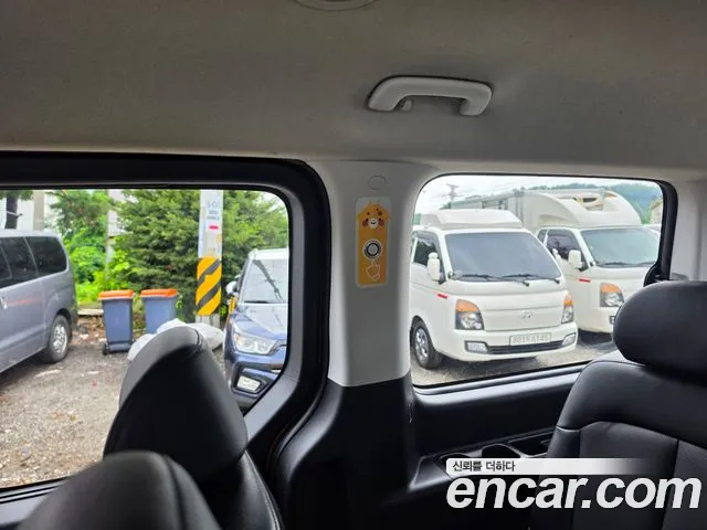 Hyundai Staria — Фото автомобиля 8