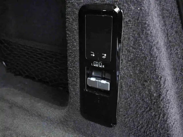 Land Rover Range Rover Sport — Фото автомобиля 10