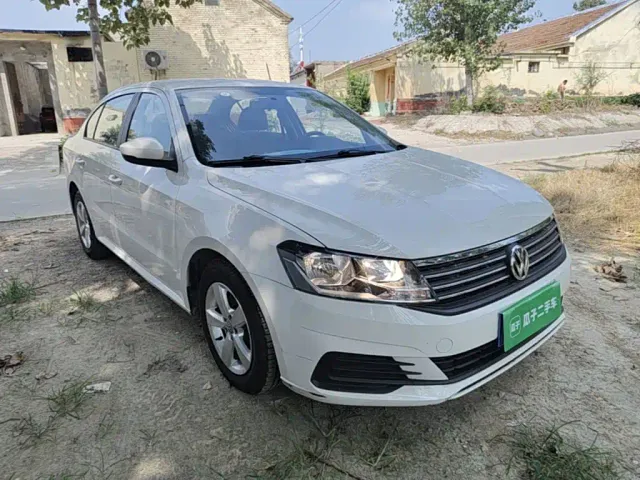 Volkswagen Lavida — Фото автомобиля 21
