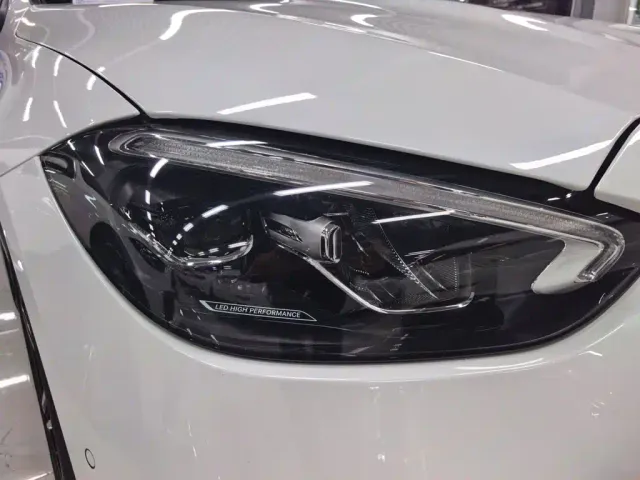 Mercedes-Benz C-Class — Фото автомобиля 10