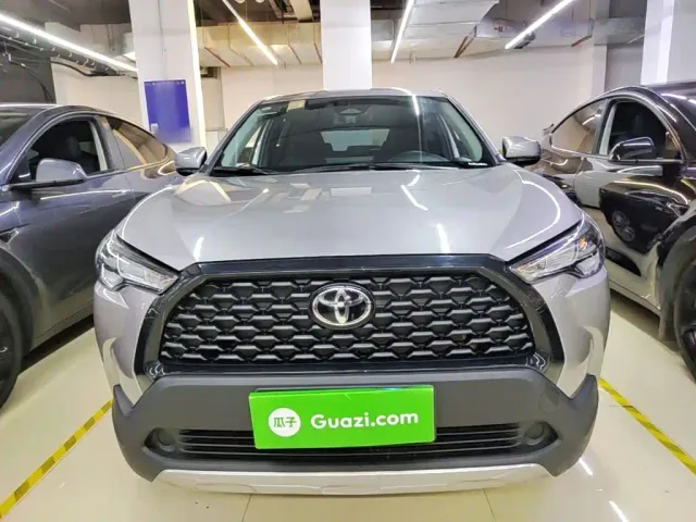 Toyota Corolla Cross — Фото автомобиля 2