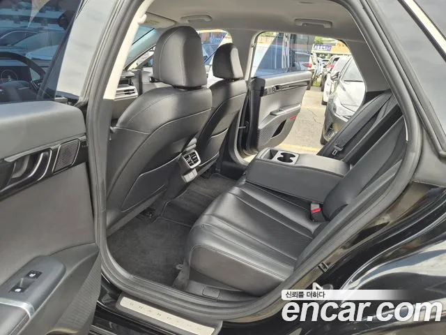 Hyundai Grandeur GN7 — Фото автомобиля 11