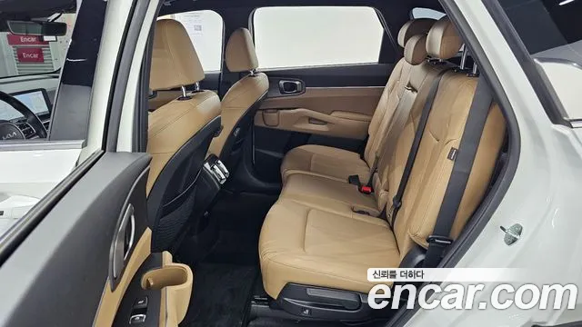 Kia Sorento — Фото автомобиля 12