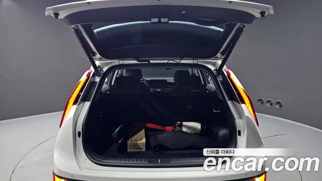 Kia Niro The All New Niro Prestige — Фото автомобиля 20