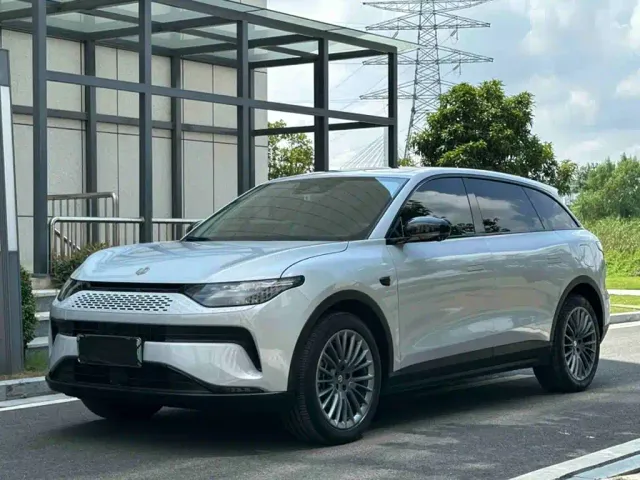 Фотография автомобиля — Leapmotor C11