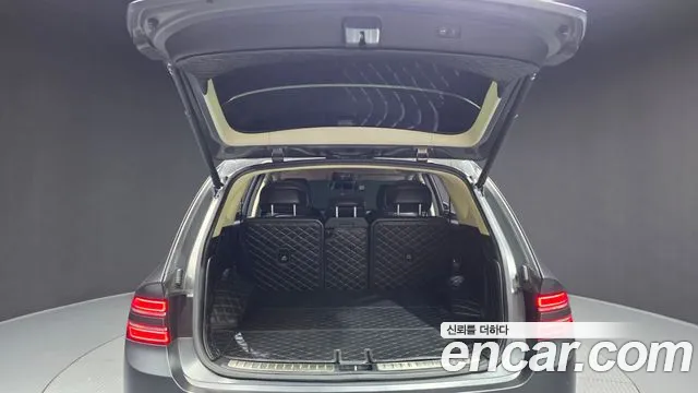 Genesis GV80 — Фото автомобиля 26