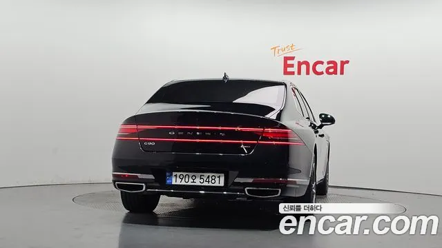 Genesis G90 Бензин 3.5 турбо AWD — Фото автомобиля 3