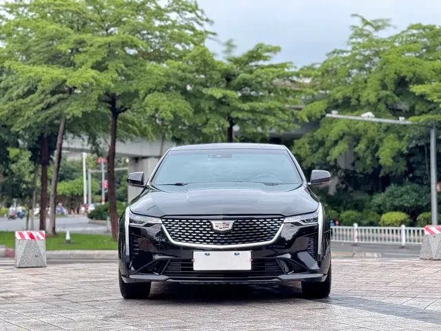 Cadillac CT4 — Фото автомобиля 2