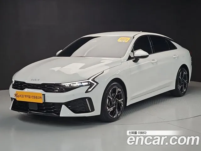 Фотография автомобиля — Kia K5 Generation 3