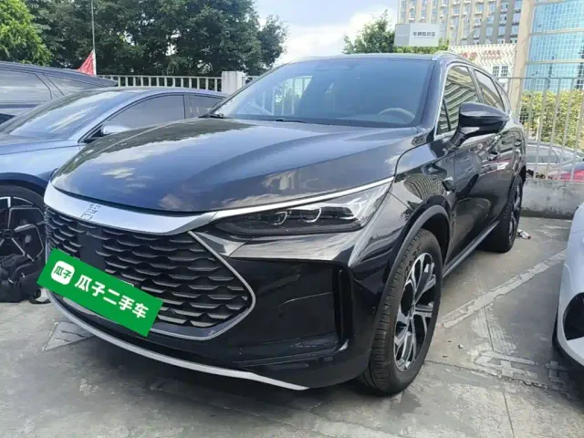 Фотография автомобиля — BYD Tang