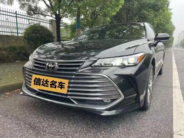 Фотография автомобиля — Toyota Avalon