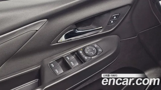 Chevrolet Bolt EV — Фото автомобиля 24