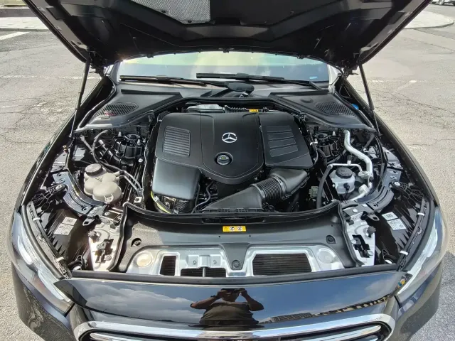 Mercedes-Benz Mercedes-Benz E-Class 2024 Facelift E 300 L Fashion — Фото автомобиля 13