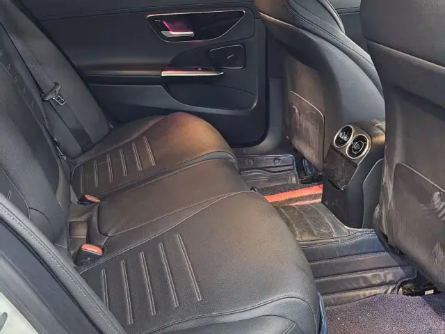Mercedes-Benz C-Class — Фото автомобиля 16