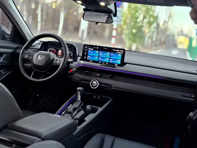 Honda Accord — Фото автомобиля 11