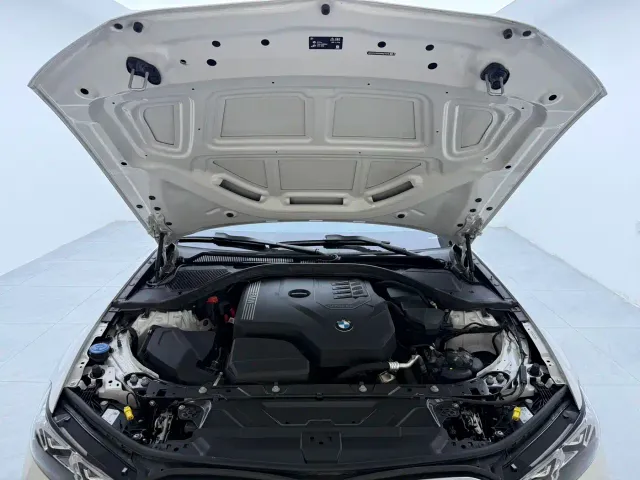 BMW 3 Series — Фото автомобиля 17