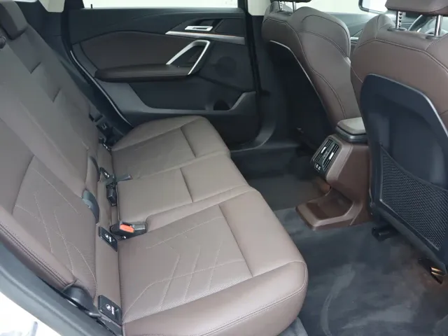 BMW X1 — Фото автомобиля 12