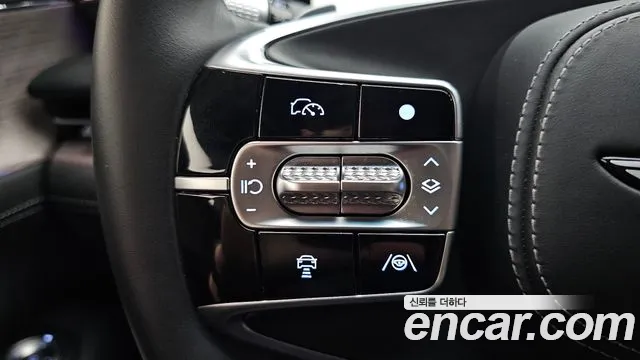 Genesis G90 Бензин 3.5 турбо AWD — Фото автомобиля 17