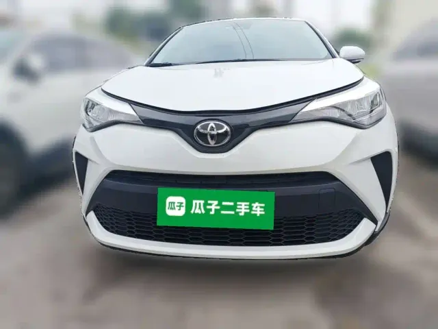 Toyota Toyota C-HR 2022 2.0L Leading Edition — Фото автомобиля 22