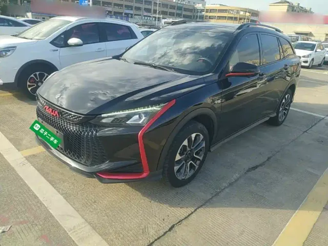 Фотография автомобиля — Dongfeng Yixuan GS