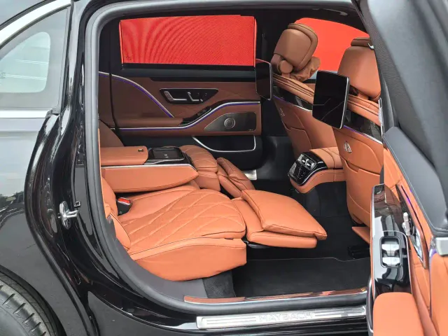 Mercedes-Benz Maybach S-Class — Фото автомобиля 15