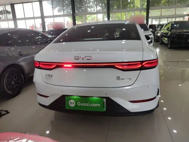 BYD Qin PLUS — Фото автомобиля 5