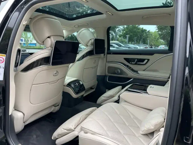 Mercedes-Benz Maybach S-Class — Фото автомобиля 13