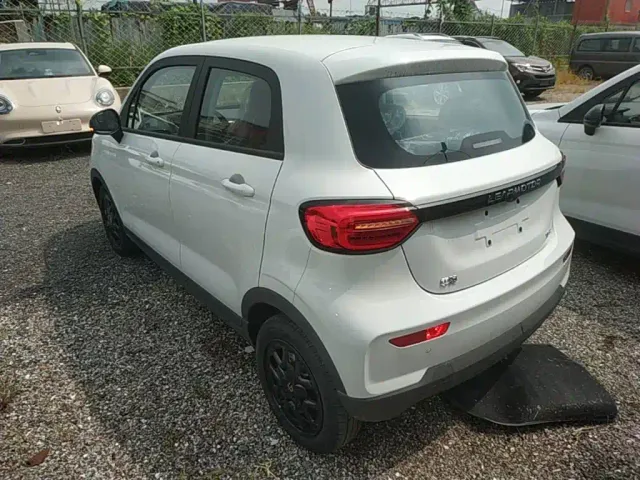 Leapmotor T03 — Фото автомобиля 4