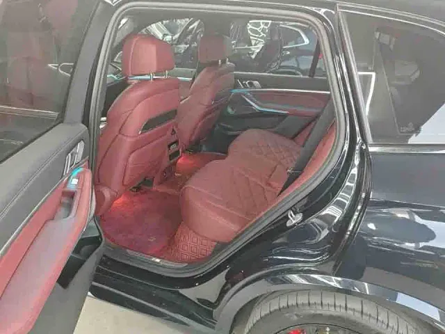 BMW X5 — Фото автомобиля 6