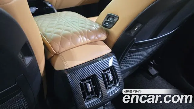 Kia Sorento Sorento 4-е поколение Бензин 2.5T 4WD — Фото автомобиля 27