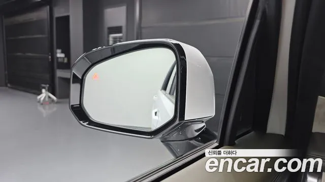 Hyundai Santafe — Фото автомобиля 17