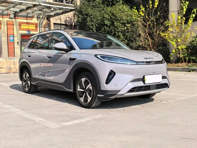 BYD Sealion 05 EV — Фото автомобиля 3