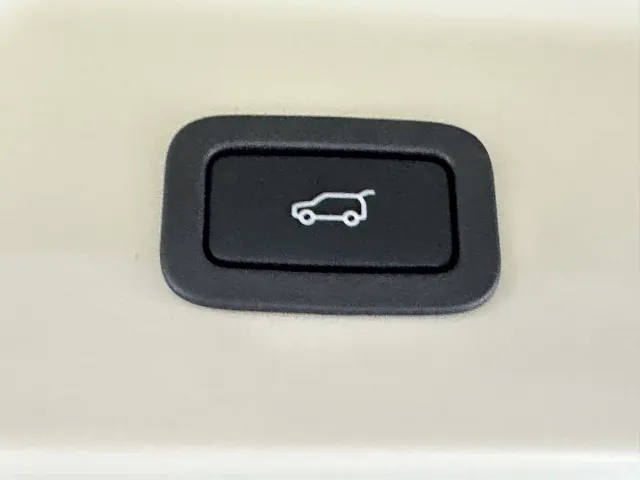 Land Rover Range Rover — Фото автомобиля 23