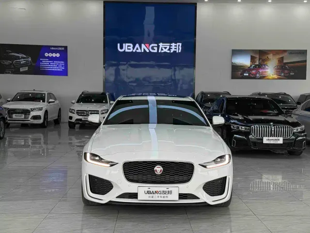 Jaguar XEL — Фото автомобиля 2